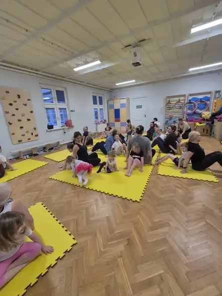 Zajęcia otwarte w grupie 0B – ruchowa podróż z jogą i metodą Sherborne